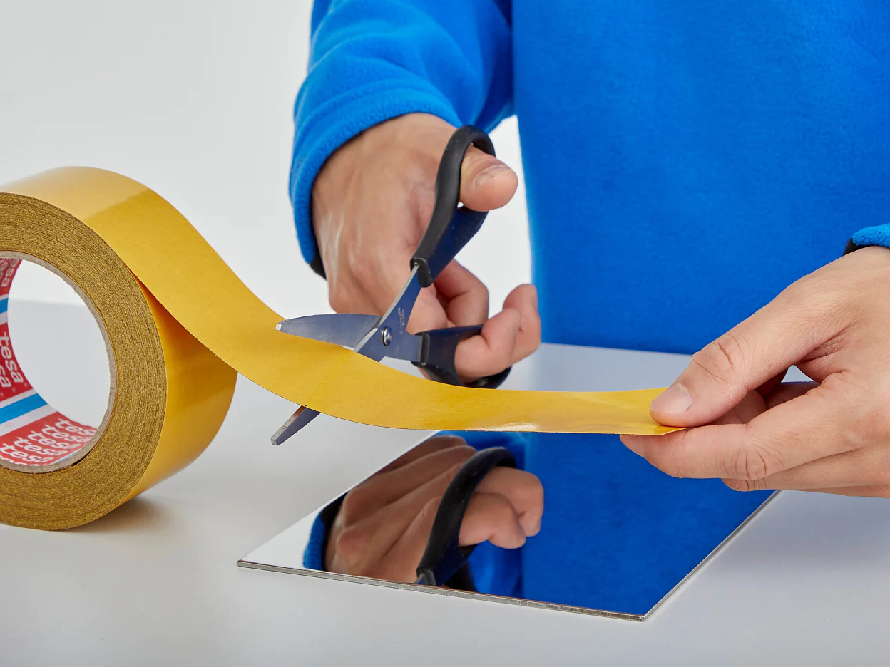 tesa 8401 reactive HAF mounting tape step1of6