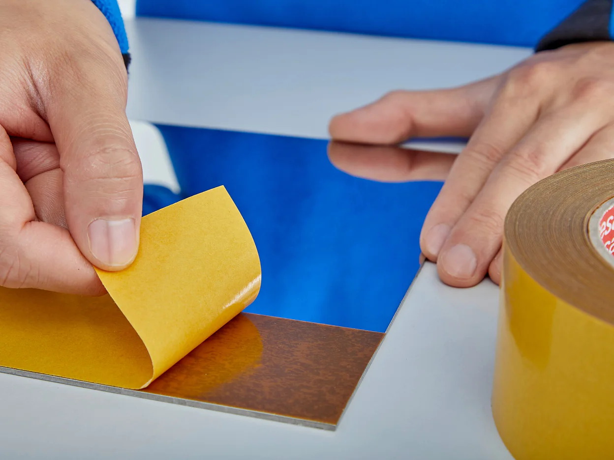 tesa 8401 reactive HAF mounting tape step3of6