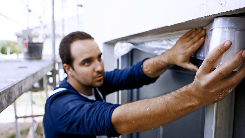 tesa Professional maalarinteippi lasipinnoille tesa Professional maalarinteippi lasipinnoille