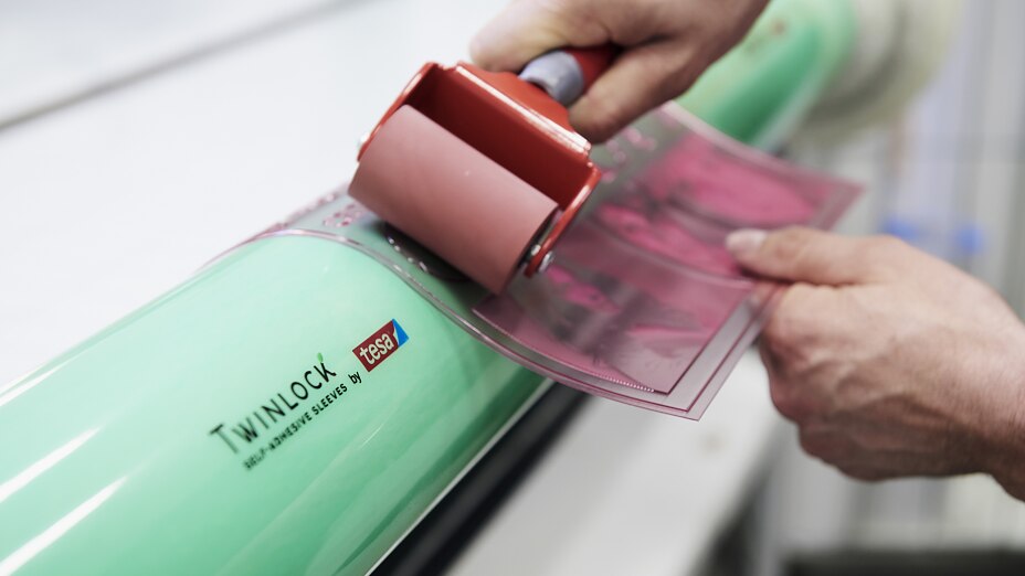 Magazine tesa, Polymount International HQ ; avril 2018, révision finale tesa Allemagne ; magazine Inside tesa ; Polymount International HQ ; Pays-Bas ; photographie Marcus Koppen ; avril 2018, révision finale