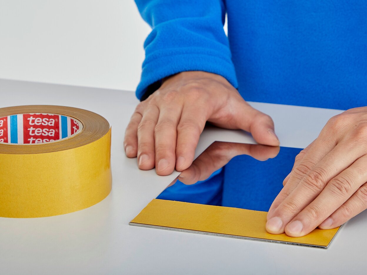tesa 8401 reactive HAF mounting tape step2of6