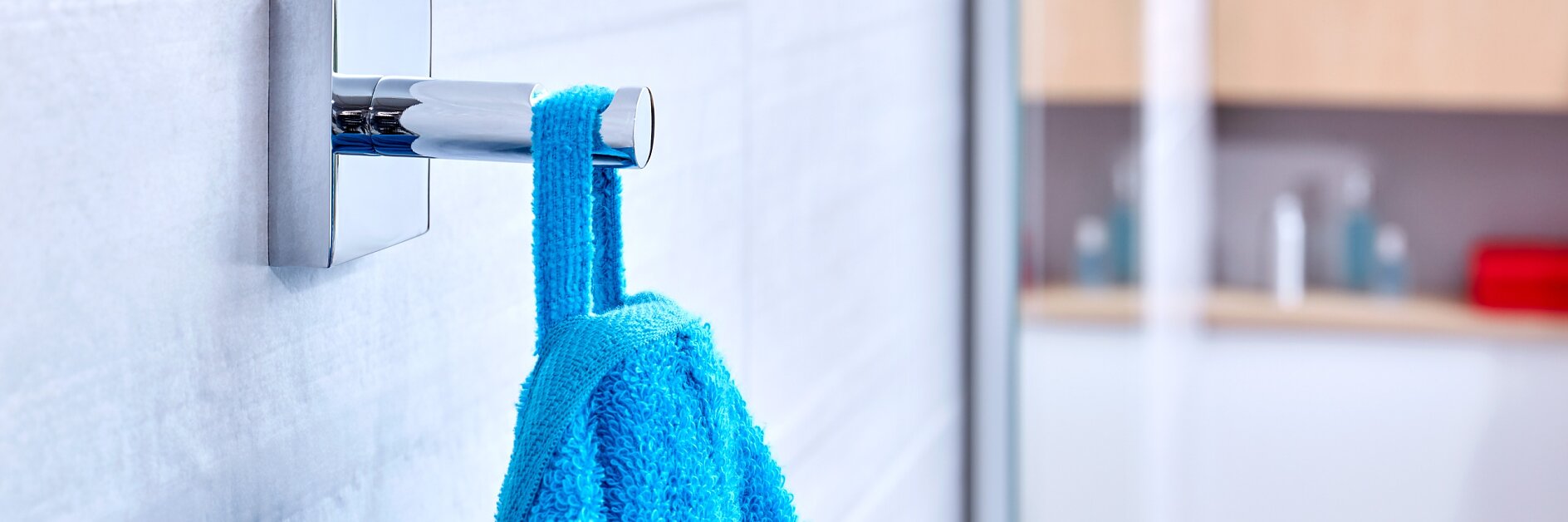 Parce que toutes vos serviettes de toilette et vos peignoirs ont besoin d’un endroit où vous pourrez les suspendre et les laisser sécher.