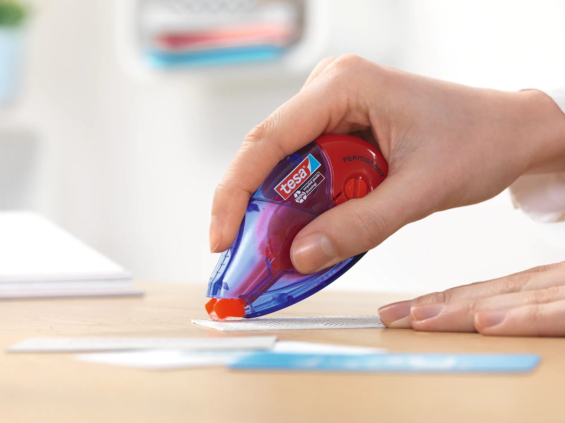 Des rollers adhésifs pour coller vos papiers, cartons ou photos !
