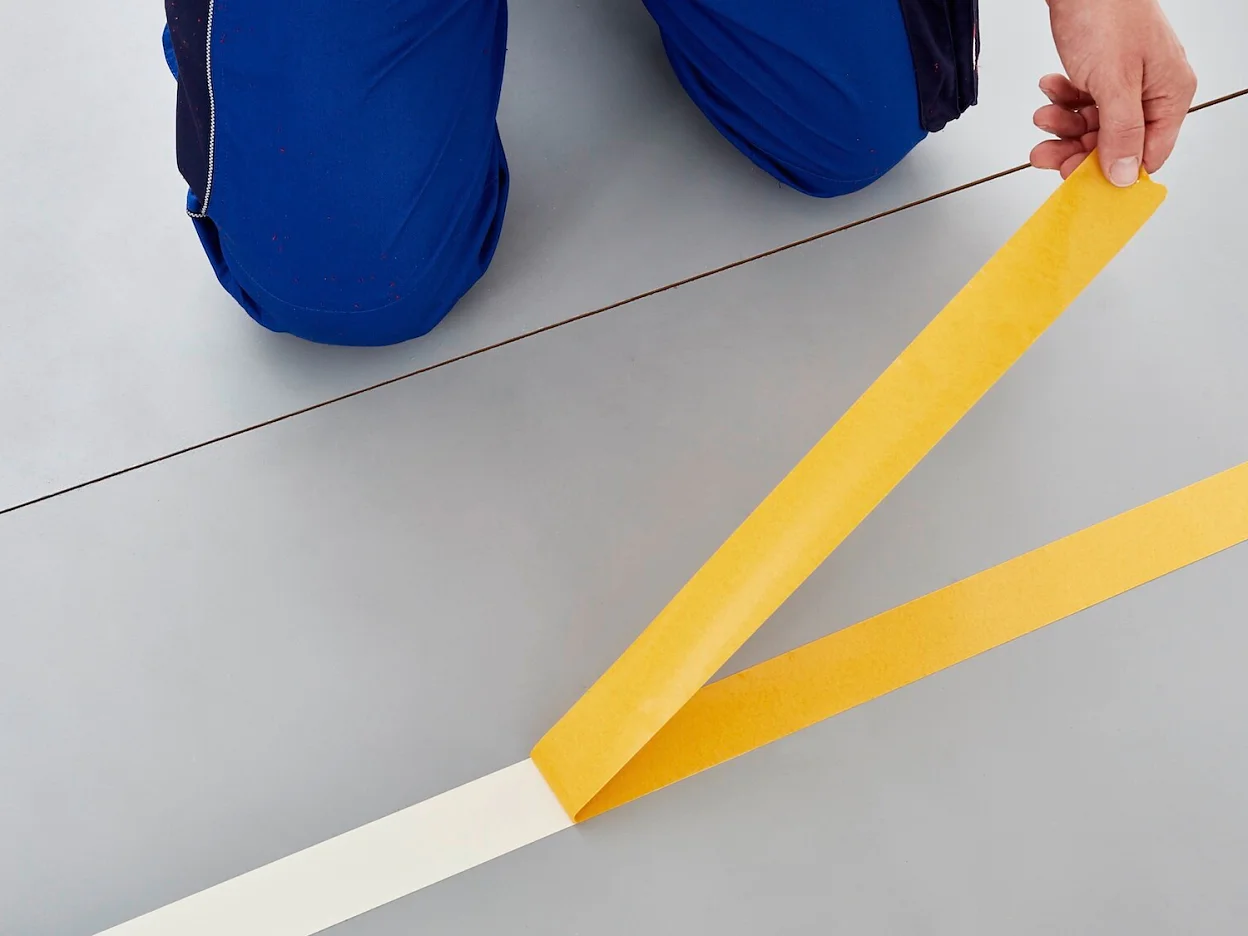 tesa 4964 double sided tape with fabric backing step6of7 ap