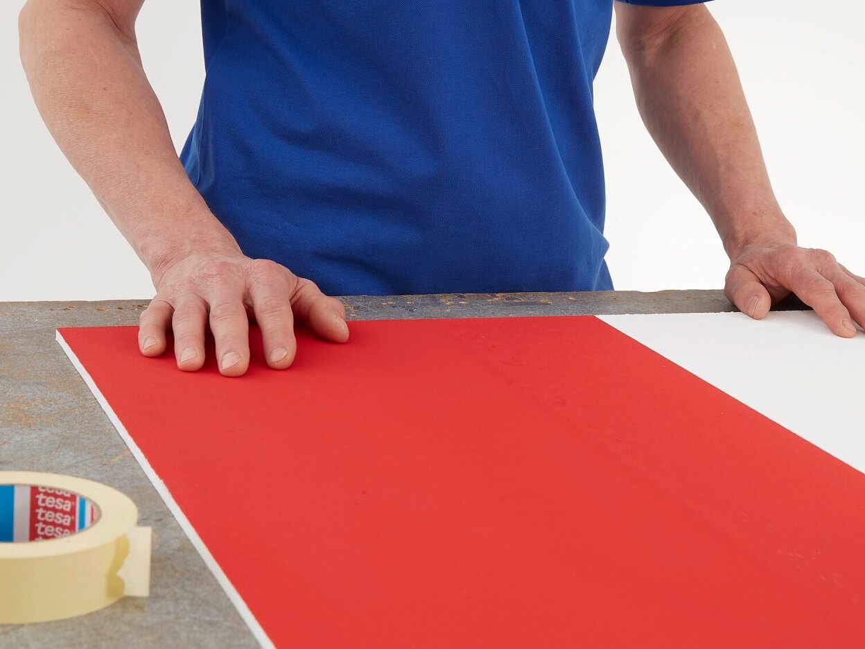 tesa-4323-general-purpose-paper-masking-tape-step2of4-ap