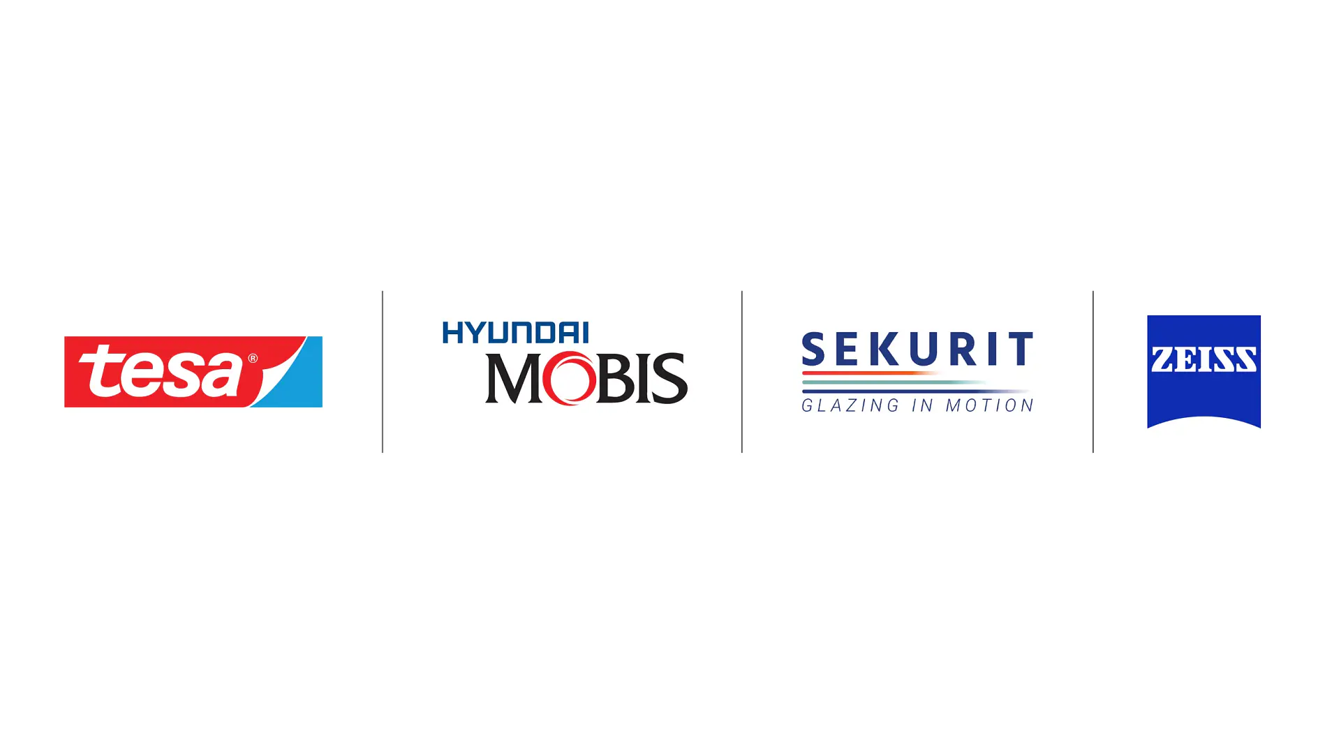 Logos de quatre entreprises alignés : tesa tape, Hyundai Mobis, Sekurit Glazing in Motion et Zeiss. Couleurs distinctes sur fond blanc. (This text has been generated by AI)