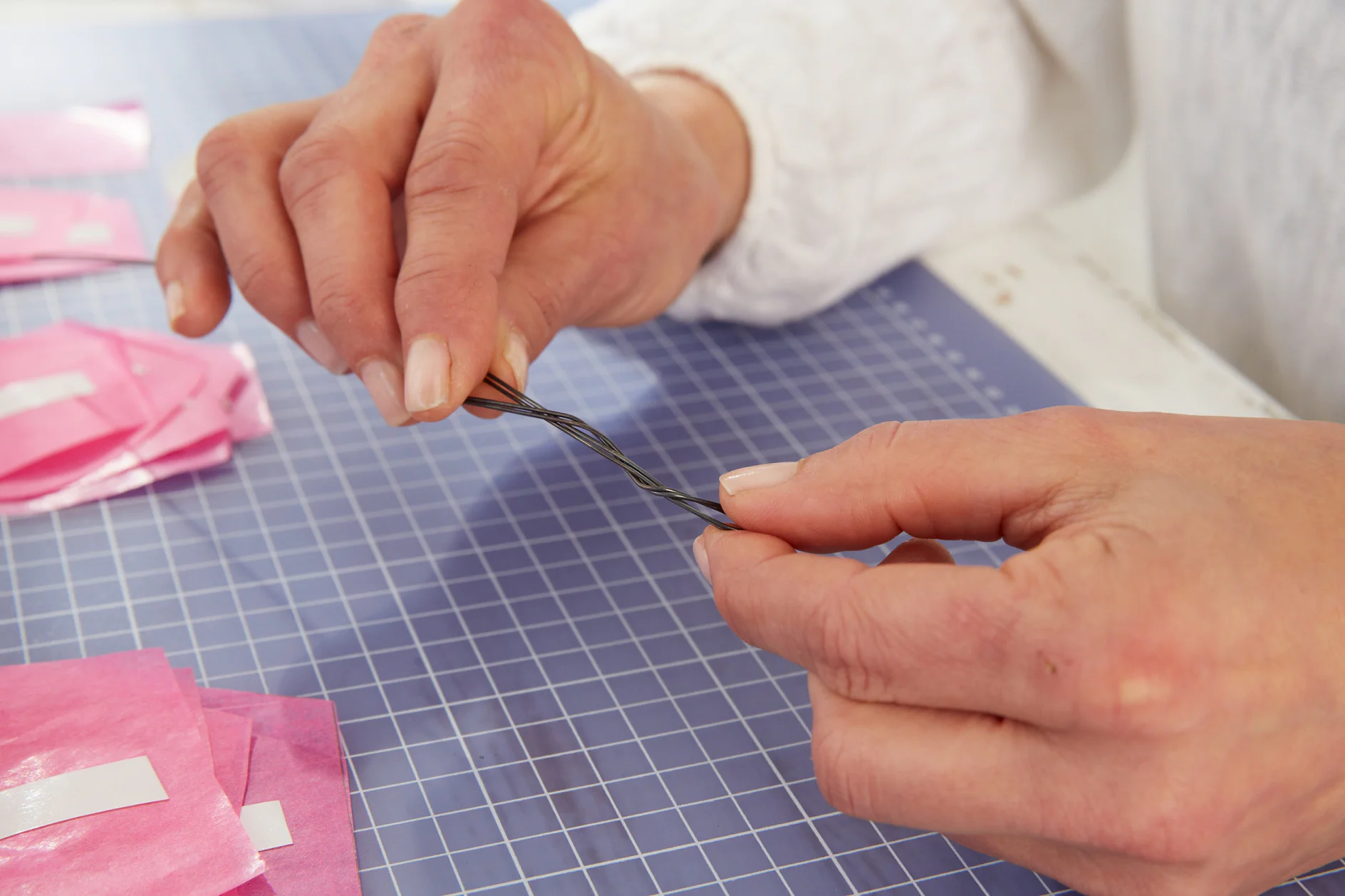 DIY Tissue Paper Rose / Step 5: Wind wires