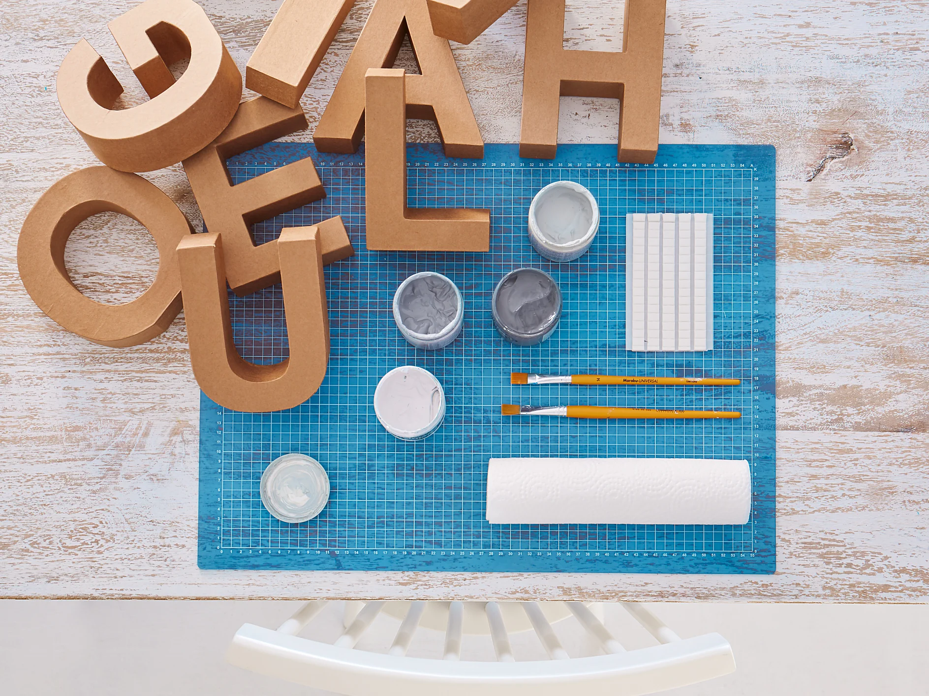 Materials needed for diy wall letters in the shabby chic look Overview of materials needed for diy wall letters in the shabby chic look