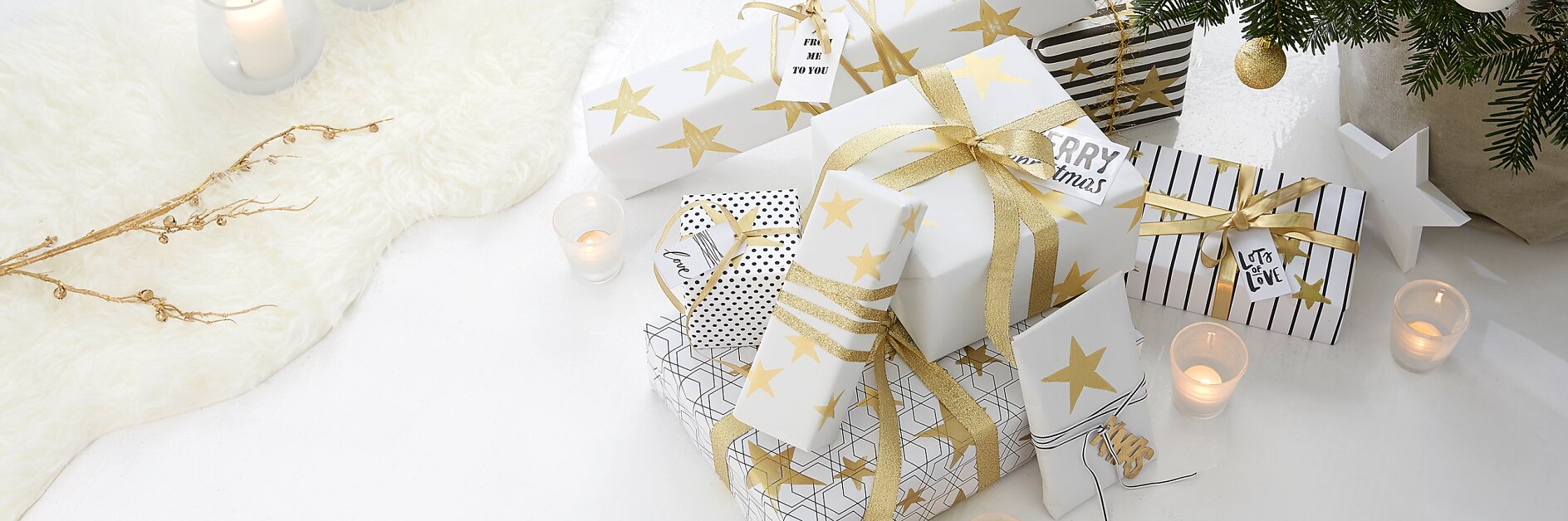 Striking gold prints with star stamps turn simple wrapping paper into something special. The stamps are easy to make and can be used for various purposes.