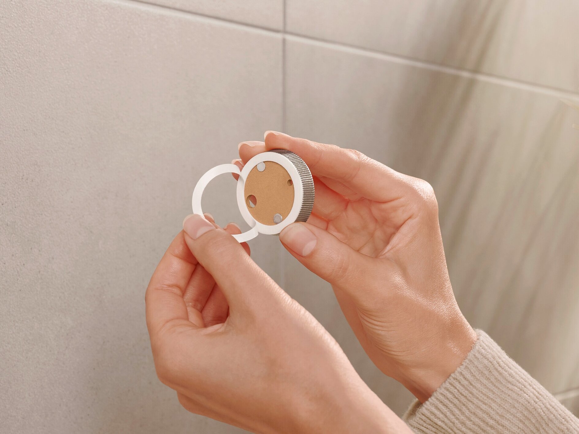 Portaspazzolino Tesa MOON WHITE In Vetro Satinato - Senza Foratura, Adesivo Incluso - Foto 3