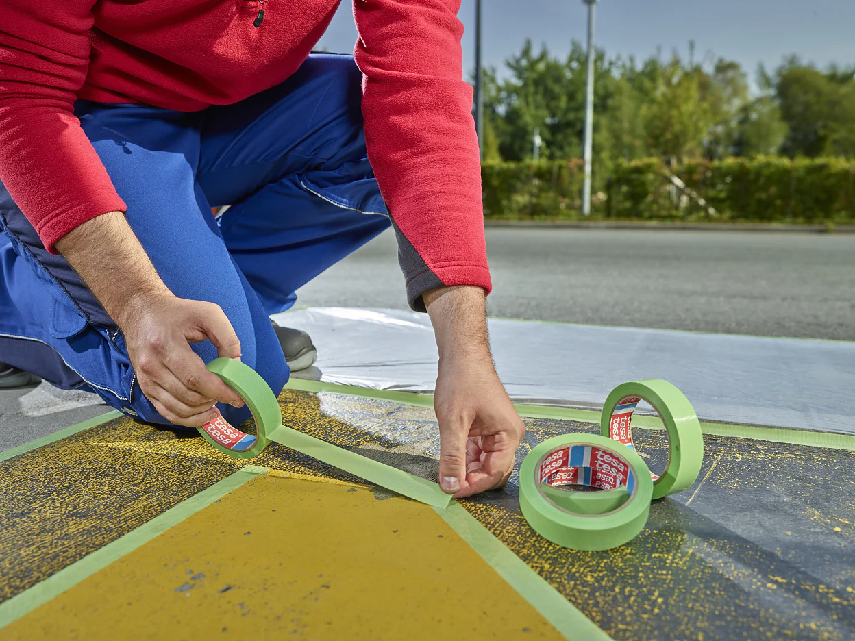 tesa-04621-multipurpose-outdoor-cloth-tape-02-ap