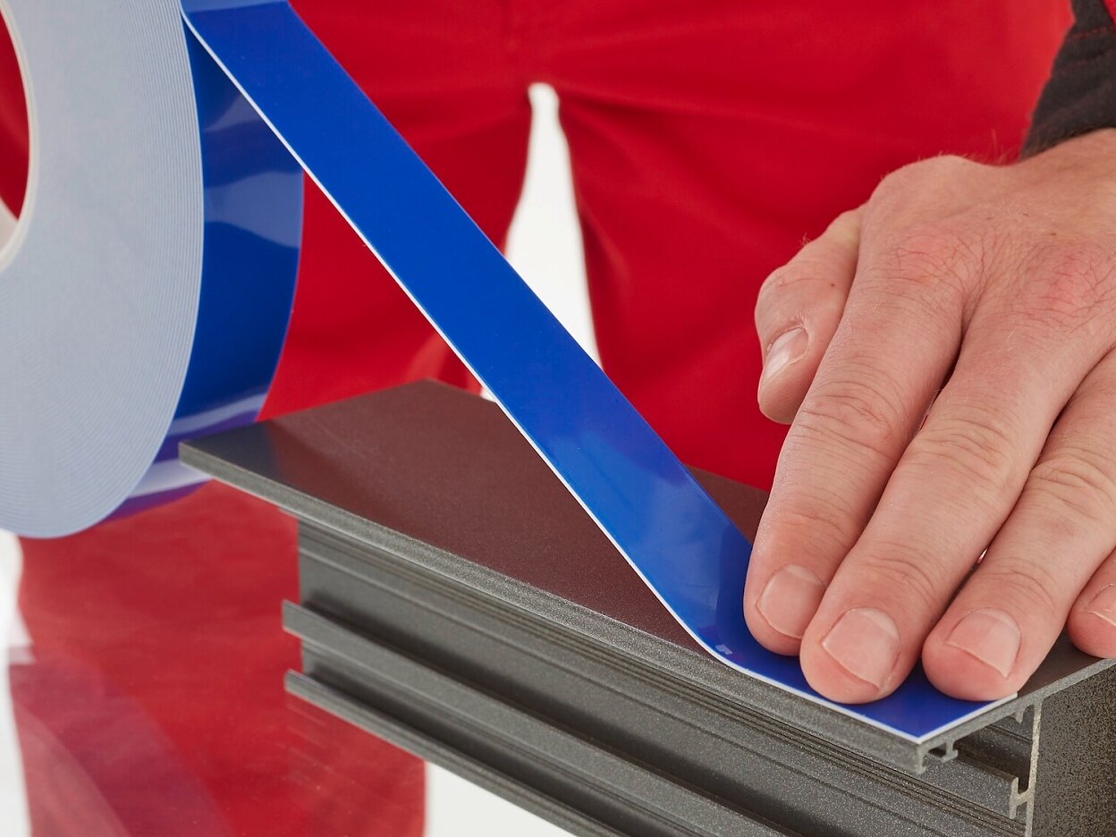 tesa 7044 acxplus 1000 double sided acrylic foam tape step2of8 ap