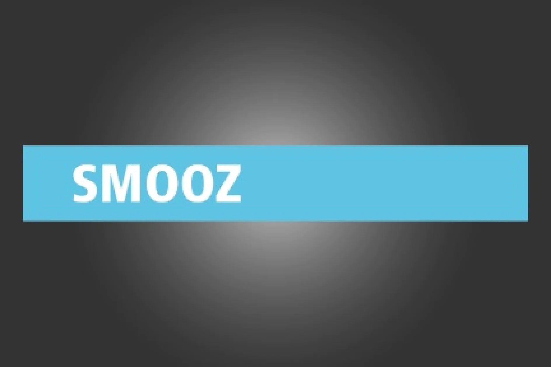 この画像では、水色の横長の長方形の上に白い大文字で「SMOOZ」という単語が表示されています。背景には濃いグレーのグラデーションがあり、長方形の後ろの中央にわずかに明るい領域があります。. (This text has been generated by AI)