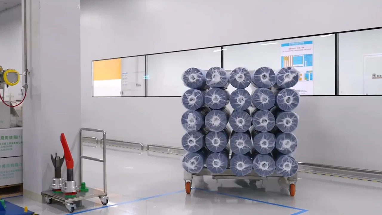 業務用粘着テープのエンドキャップを再使用しています（テサテープ株式会社）