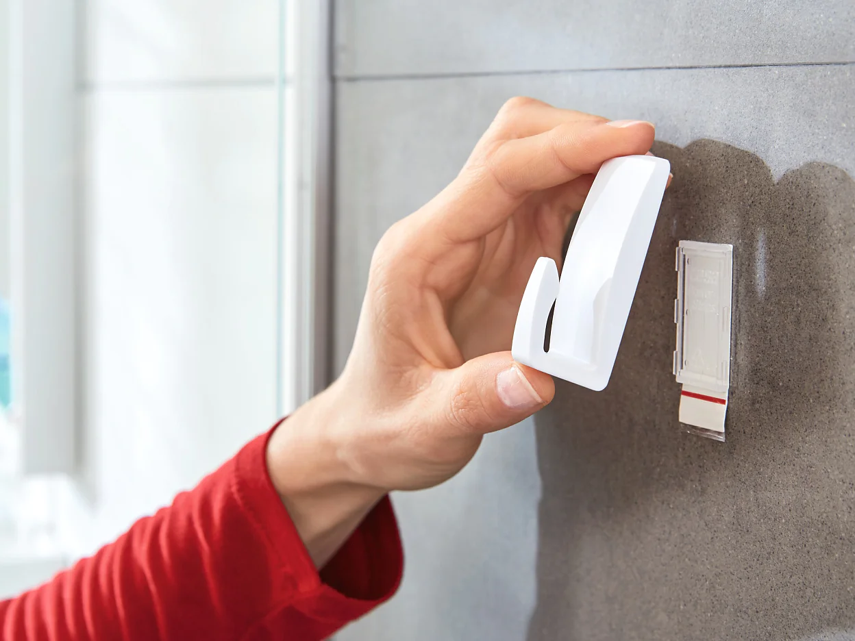 [en-en] tesa Powerstrips Waterproof Hook Wave