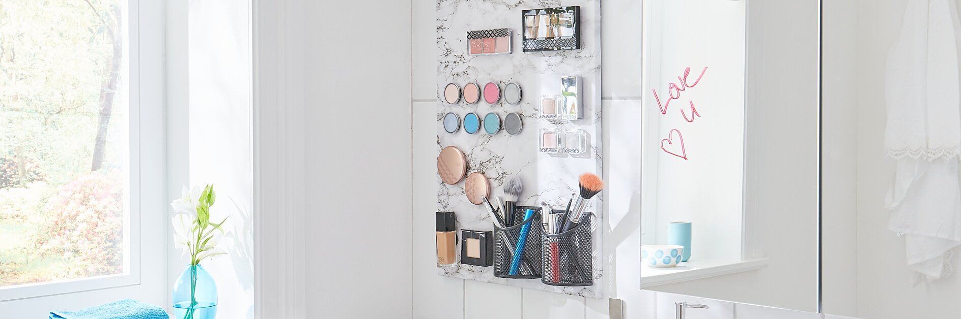 Magnetic board to organise your make-up!