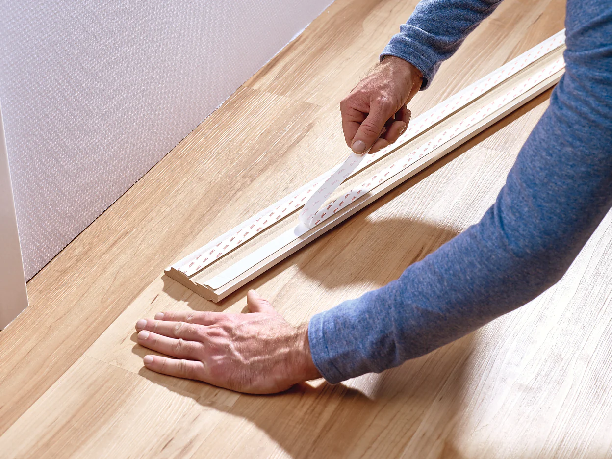 [en-en] tesa Smart Mounting System Mounting Tape 1,5x19 5x19 Step 4 of 6 wallpaper