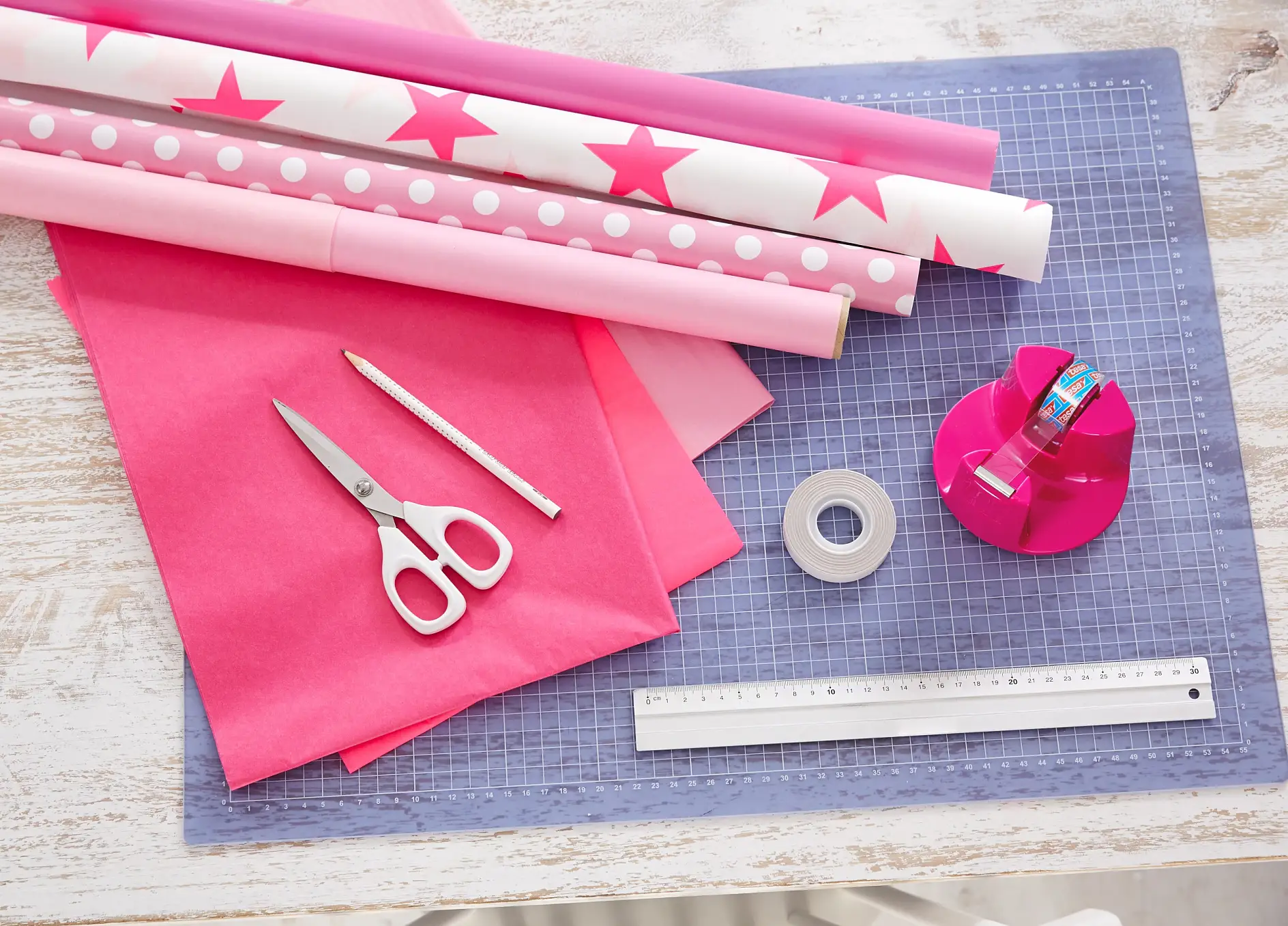 Overview of materials needed for our pompom gift wrapping idea