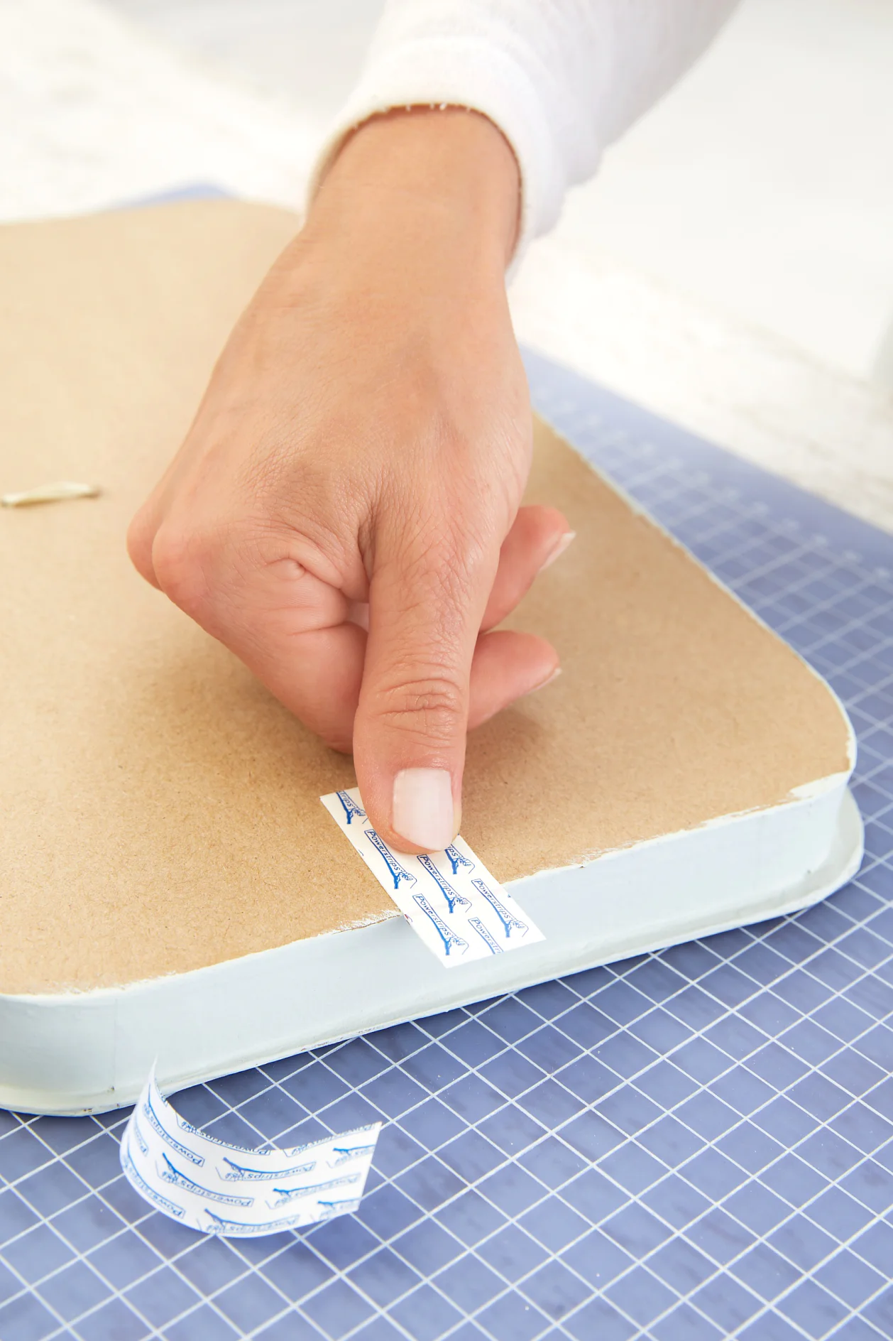 DIY Wall Tray Step 6: Use Powerstrip®