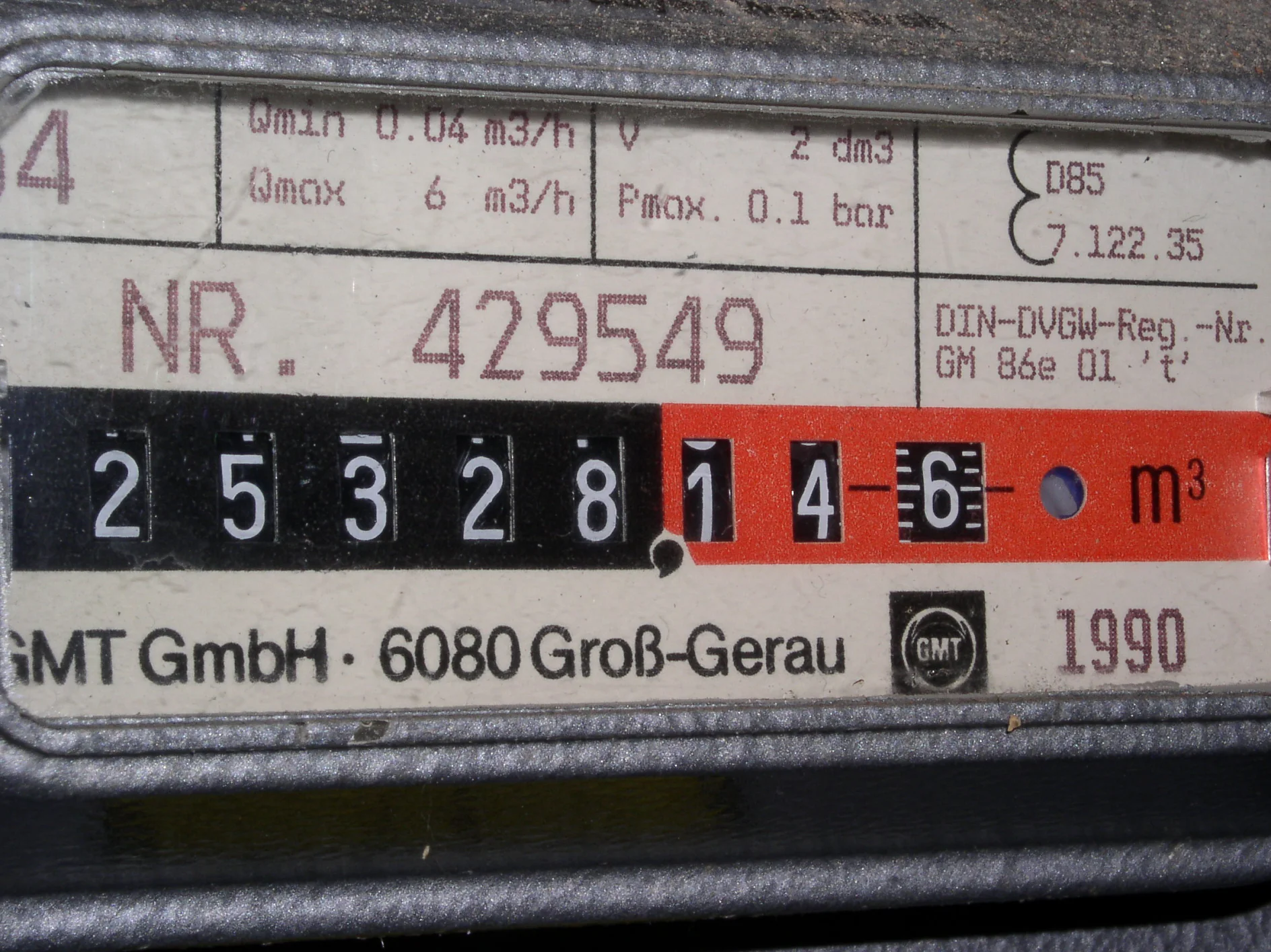Znajdziesz tutaj wywiad pełen ciekawych informacji oraz porady eksperckie na temat zmniejszenia kosztów ogrzewania.