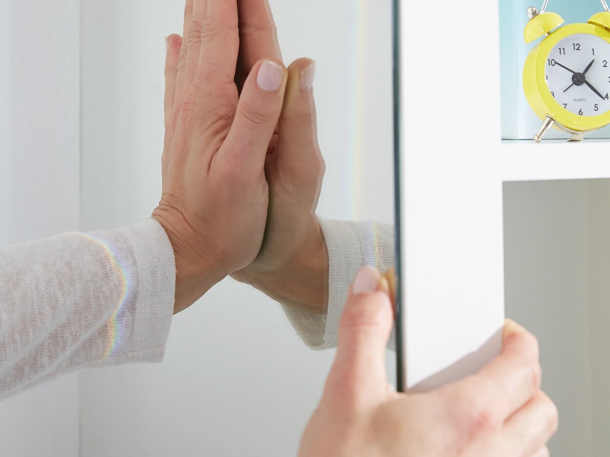 [en-en] tesa Powerbond Mirror