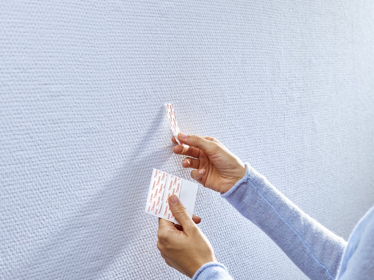 [en-en] tesa Smart Mounting System Adhesive Nail 0,5kg Step 3 of 12 wallpaper<br />
[en-en]&nbsp; tesa Smart Mounting System Adhesive Screw Adjustable 1kg Step&nbsp;3 of 13 wallpaper<br />
[en-en]&nbsp; tesa Smart Mounting System Adhesive Nail Adjustable 1kg Step 3 of 12 wallpaper<br />
 