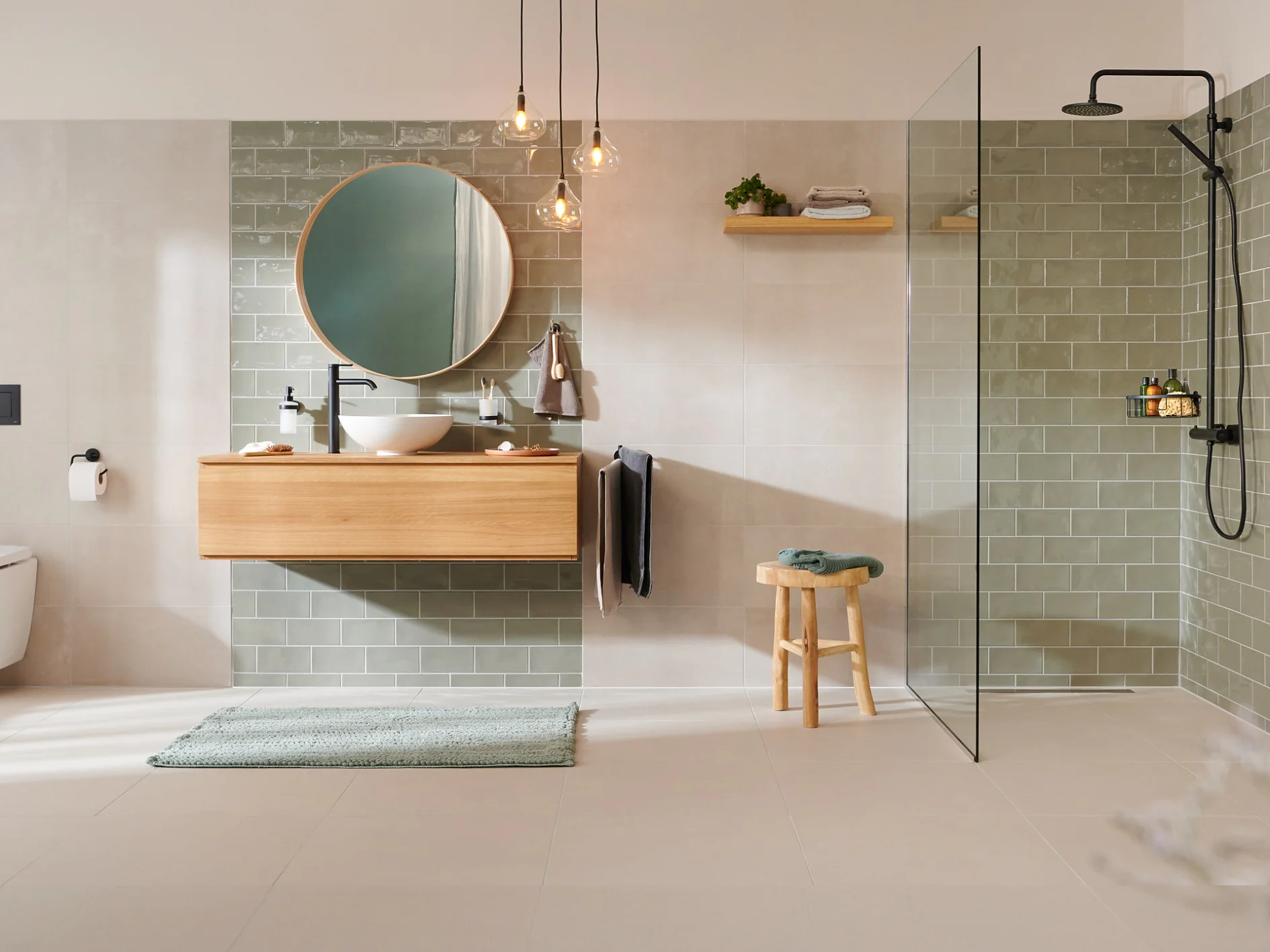 bathroom-not-tidy-v2_6