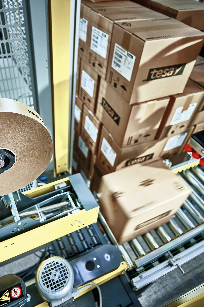 industrial-distribution-packaging-key-visual-003
