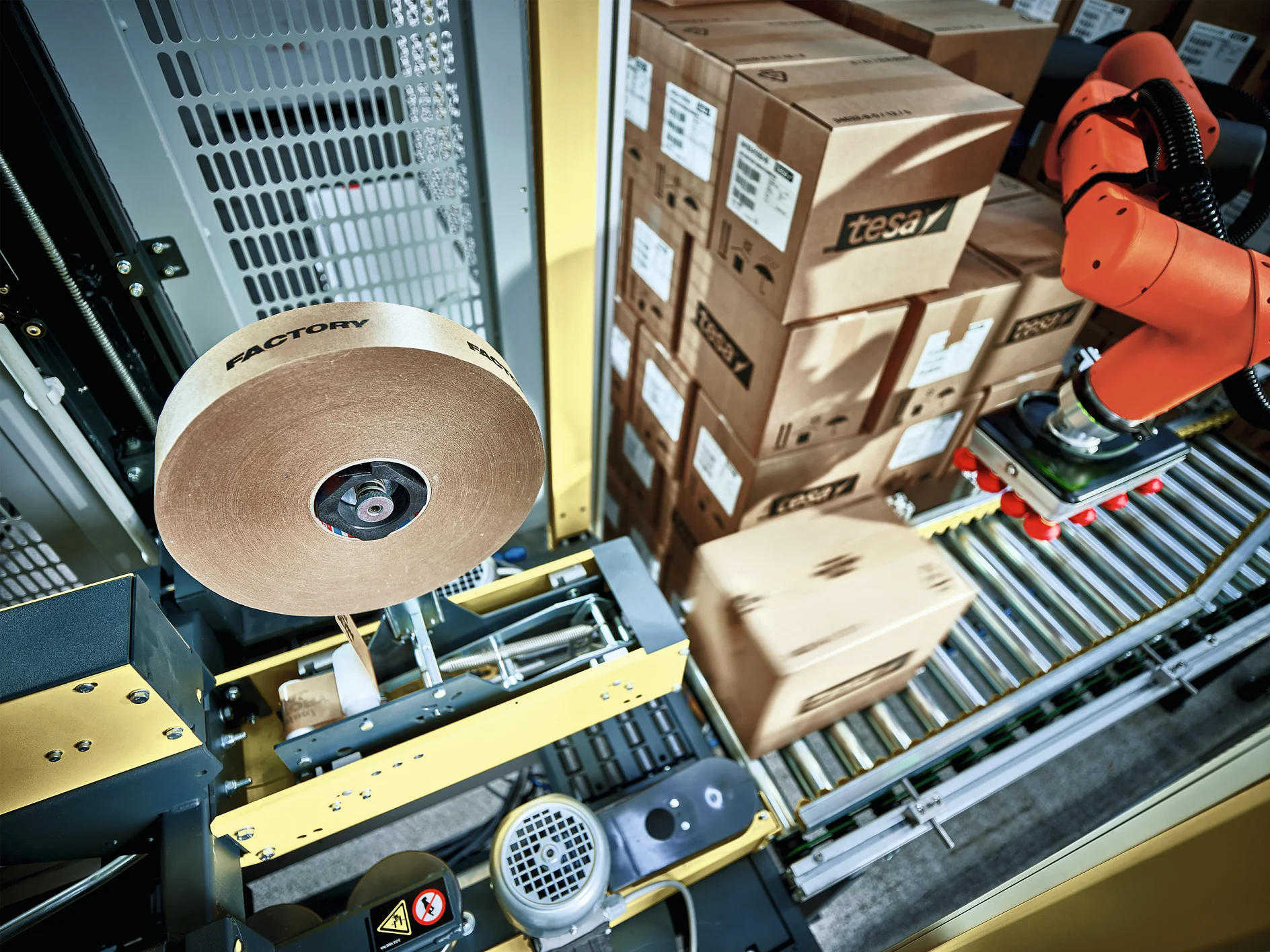 industrial-distribution-packaging-key-visual-003