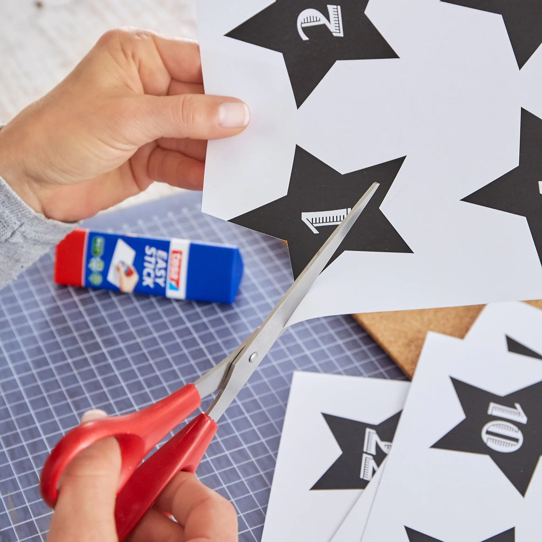 DIY Star Christmas Calendar Step 1