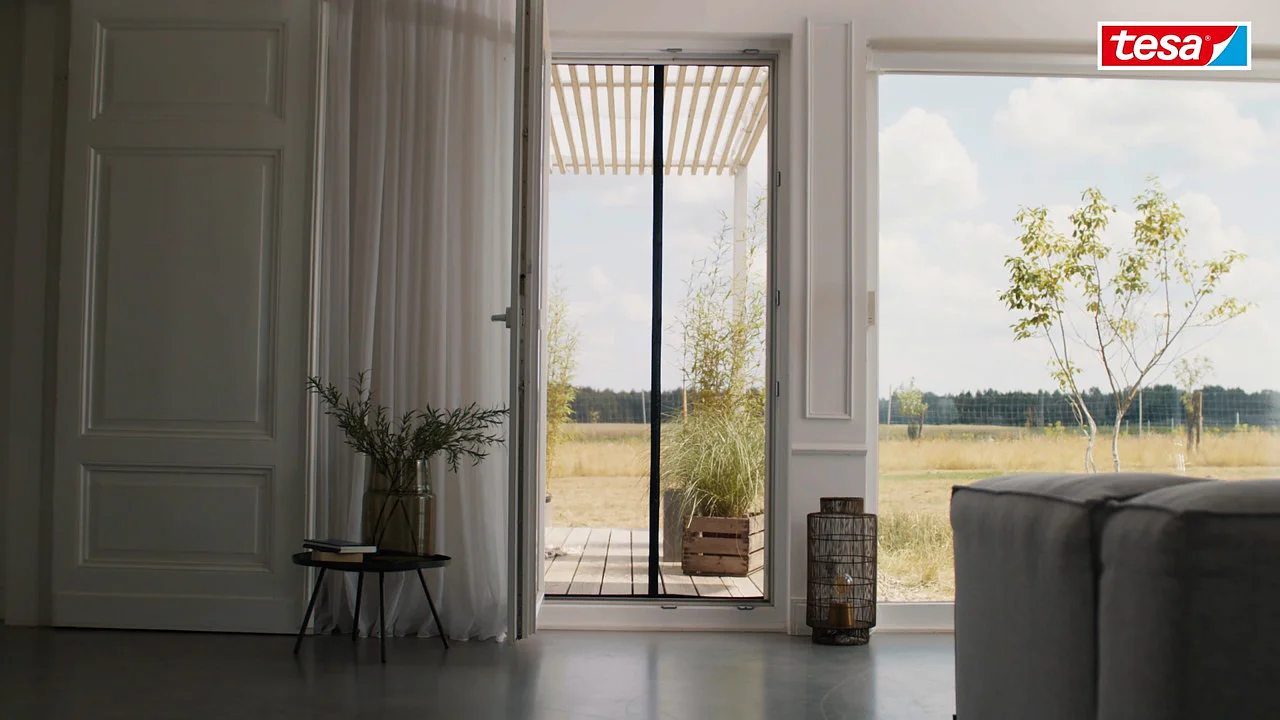 insect-magnetic-curtain_step-by-step_long_video_220822