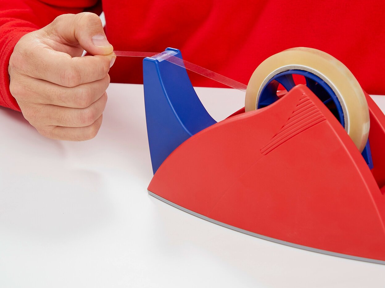 tesa 4101 packaging tape based on hydrate cellulose film step1of3