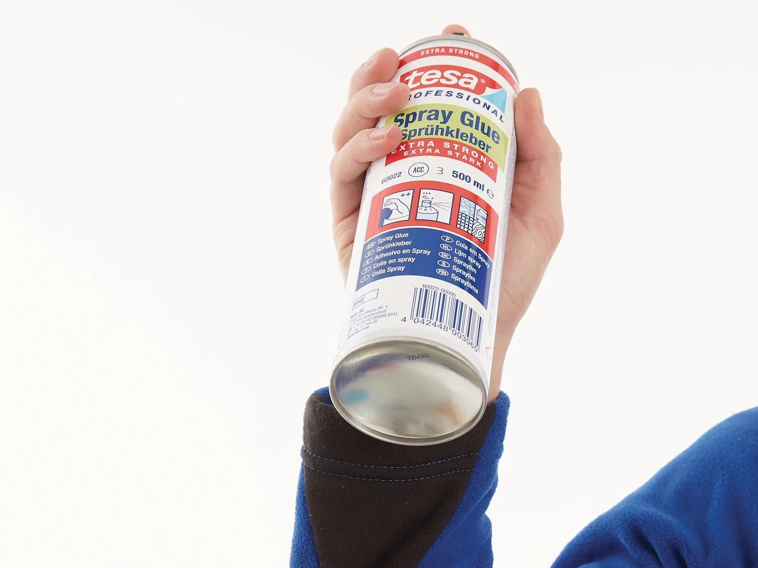 tesa-60022-powerful-spray-glue-for-bonding-heavy-materials-step1of5-ap tesa-60022-powerful-spray-glue-for-bonding-heavy-materials-step1of5-ap