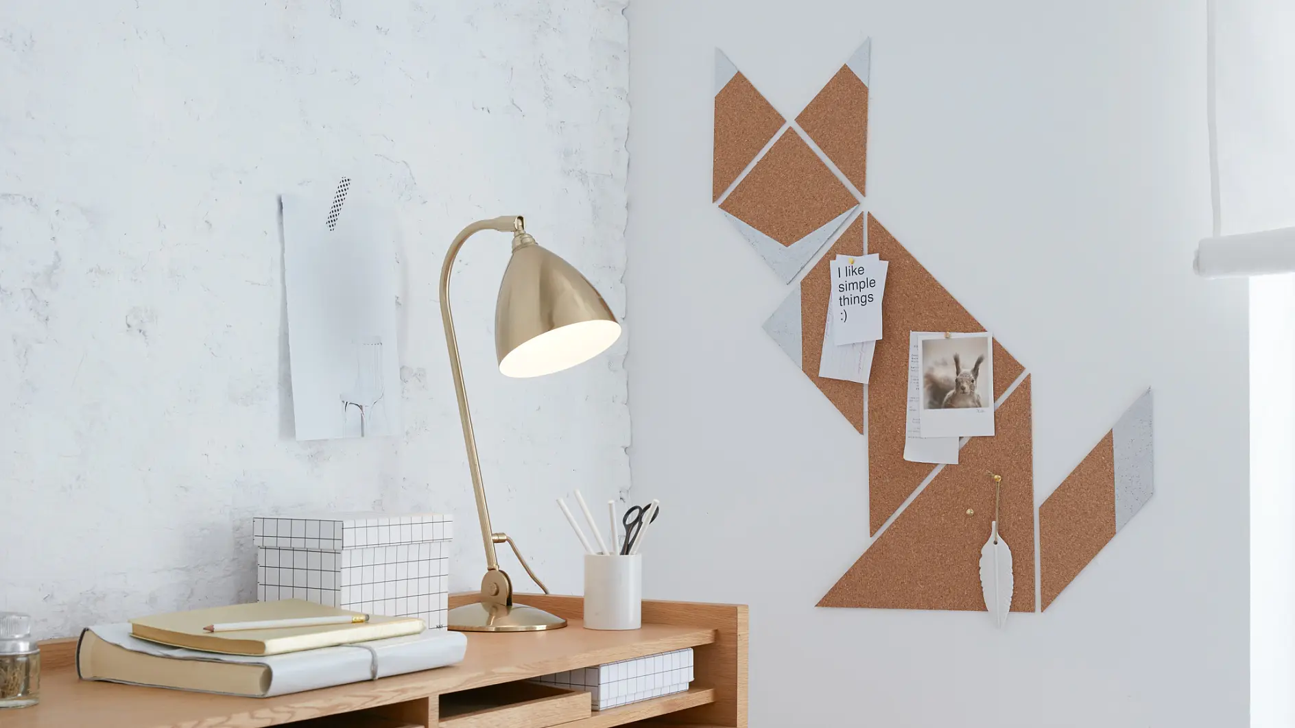 Smarta huvuden sätter upp allt de behöver komma ihåg på denna anslagstavla i kork. Med: Ingen mindre än den kloka räven – grafiskt förbättrad.