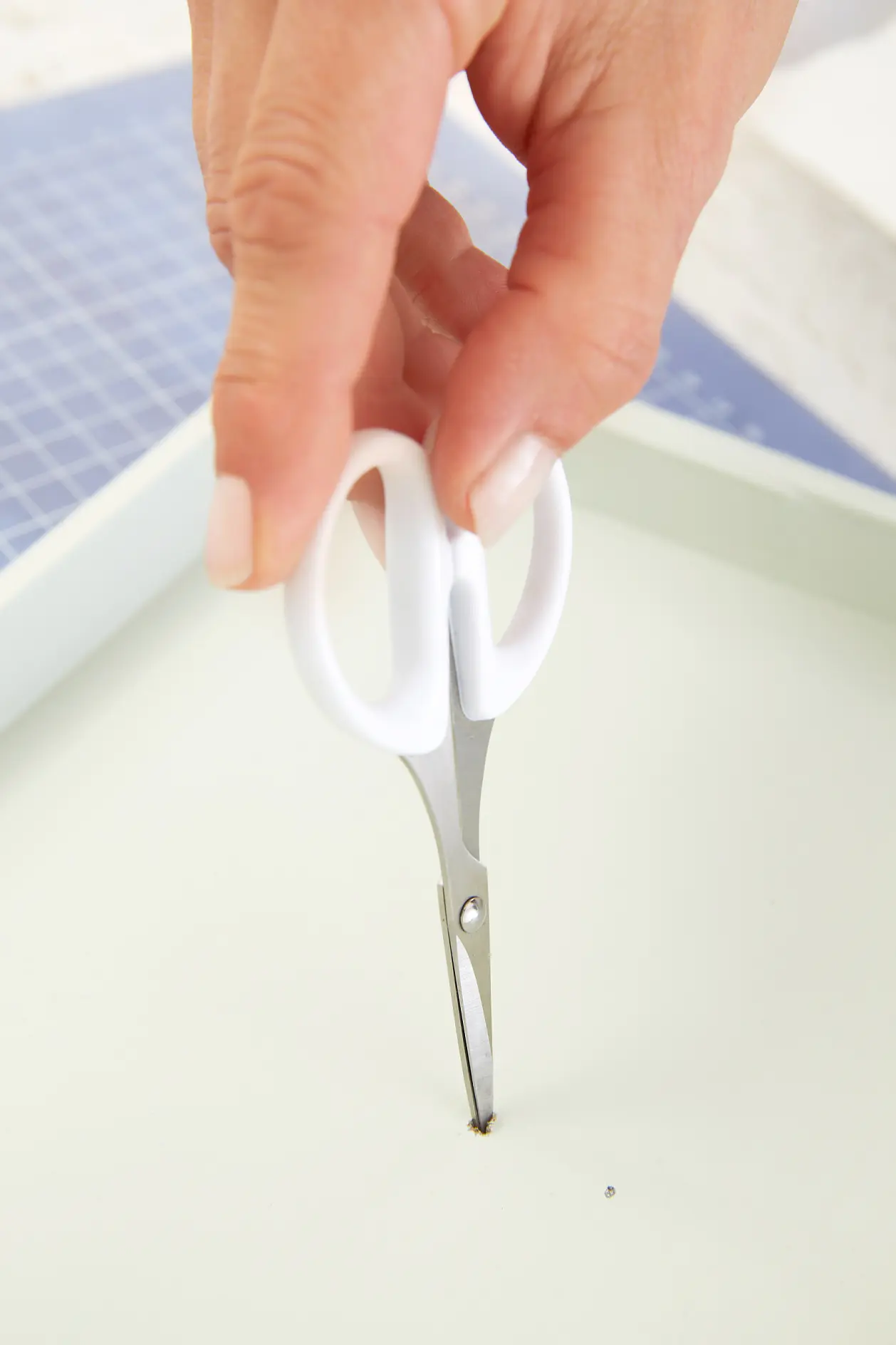 DIY Väggbricka Steg 4: Sax