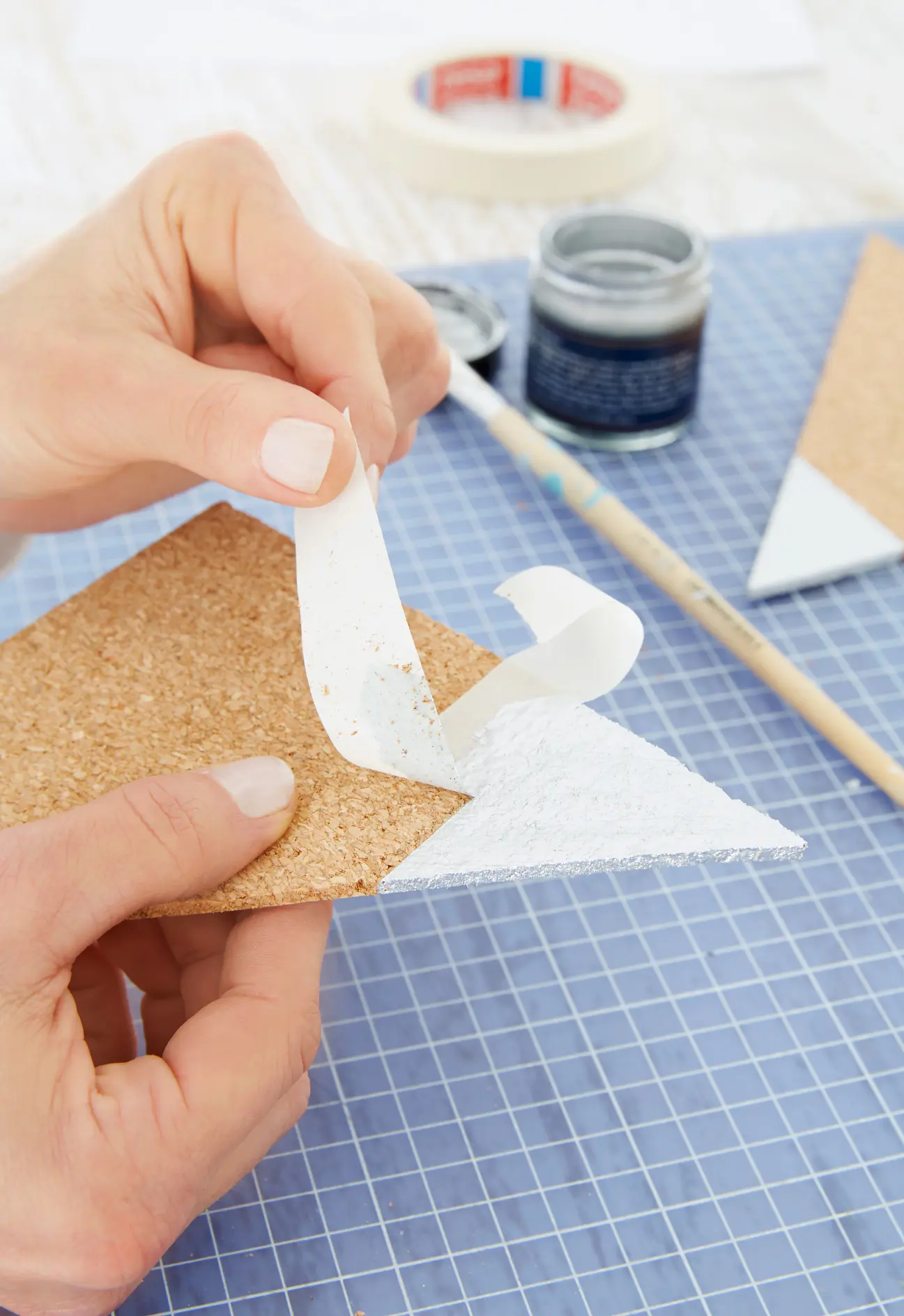 Ta försiktigt bort maskeringstejpen