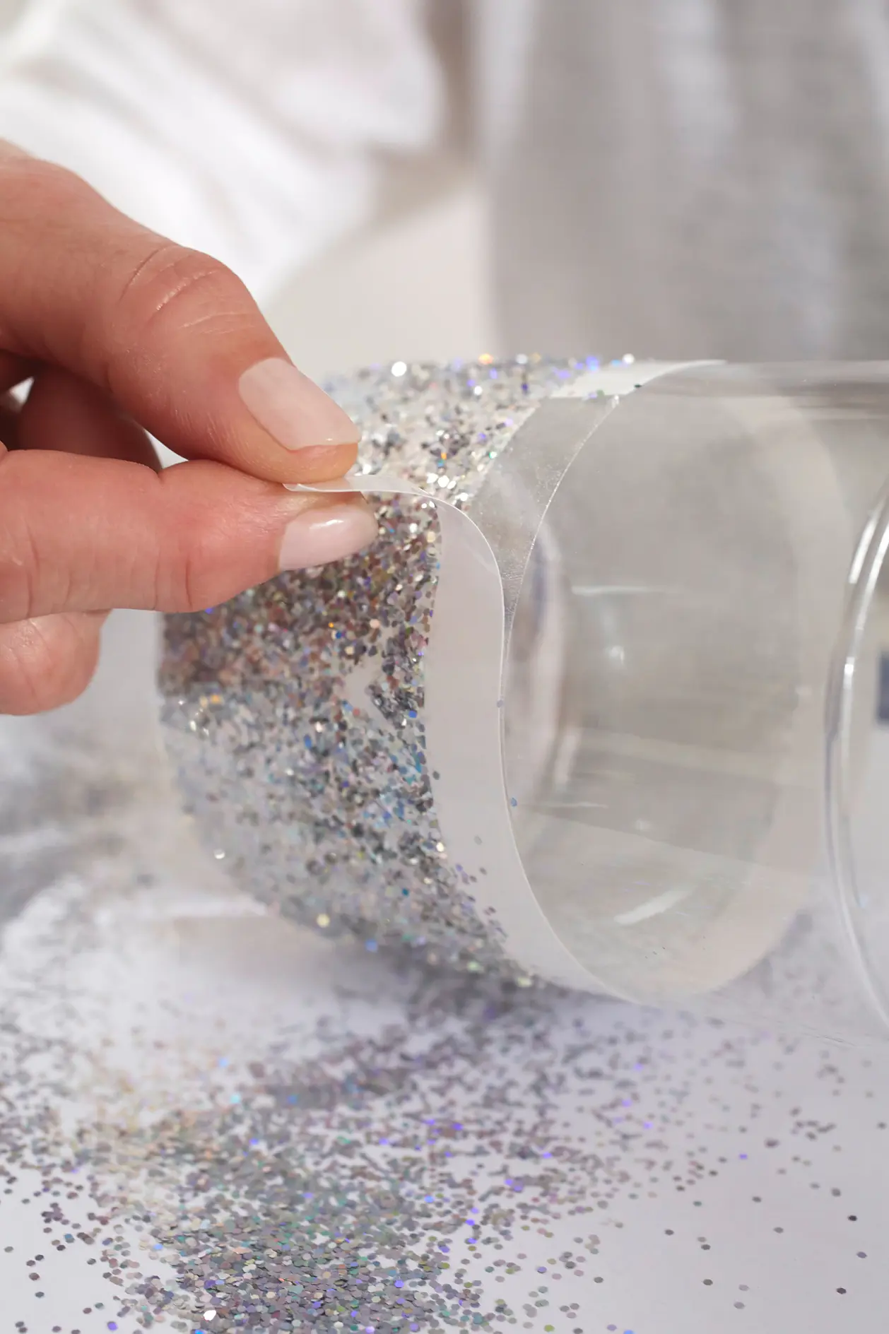 Ta bort skyddsfilmen.