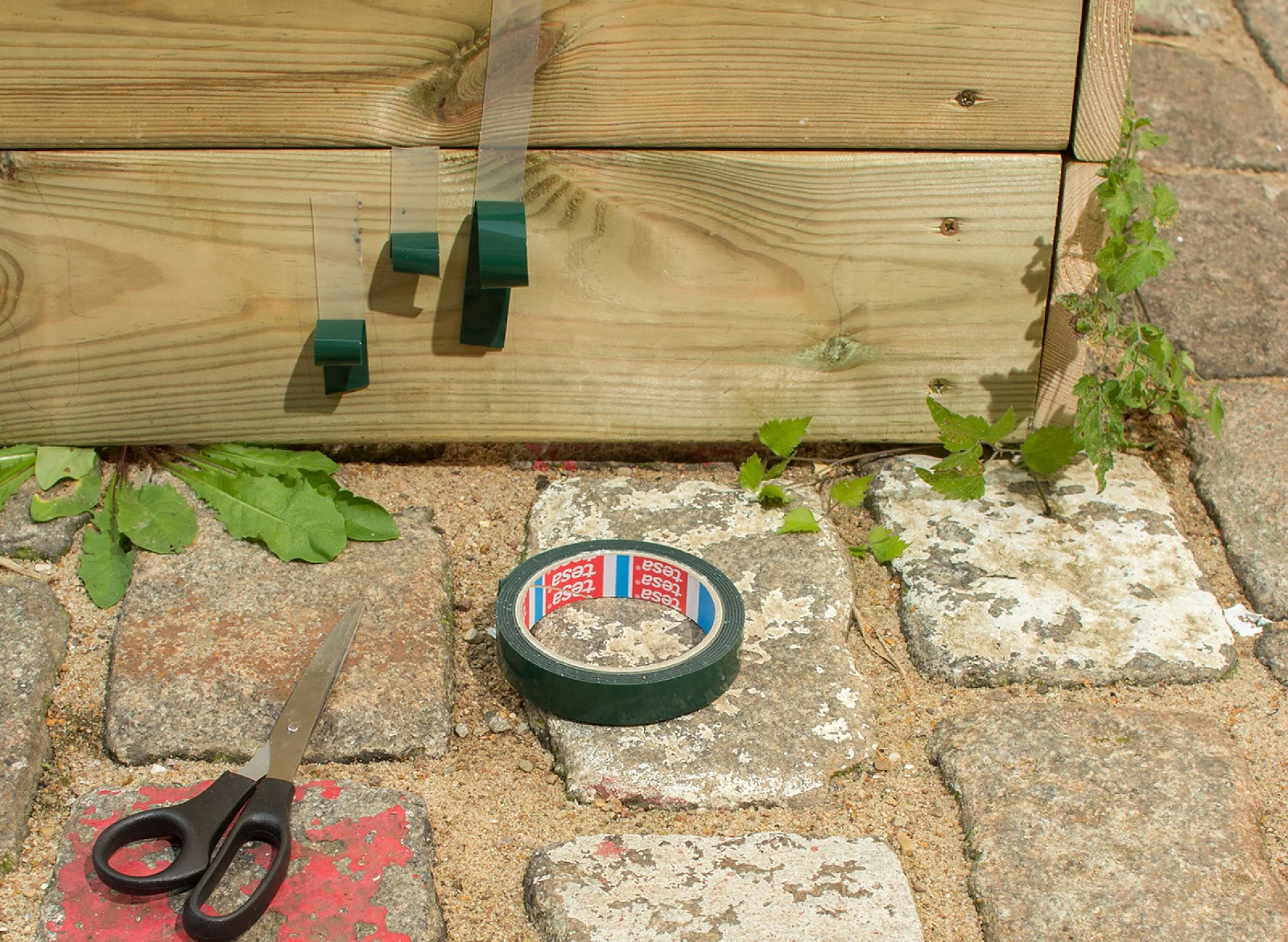 DIY Decorate sandbox / Step 4: Remove film