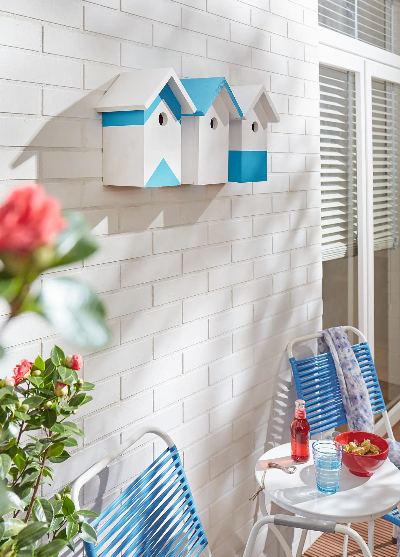 Mycket nöje med dina designade fågelholkar i trä!