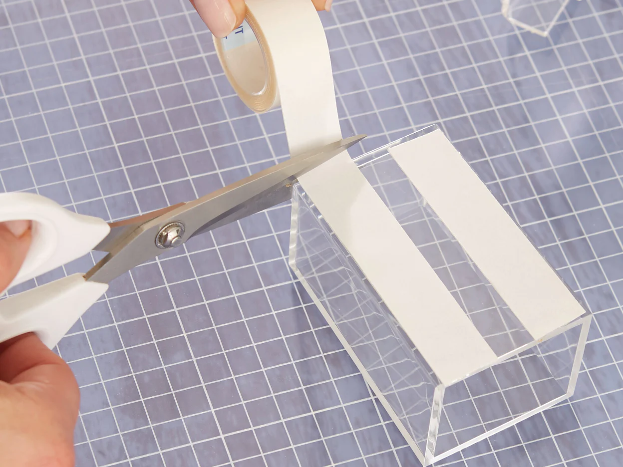 [en-en] tesa Powerbond Transparent