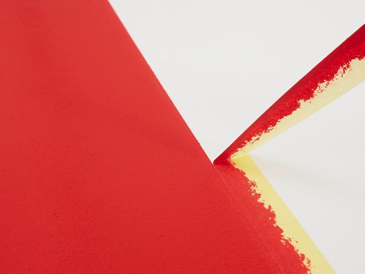 tesa 4334 high grade paint tape for precise flat paint edges step4of5 ap