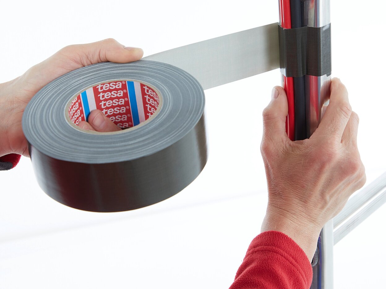 tesa 53799 PE coated high grade cloth tape step2of3