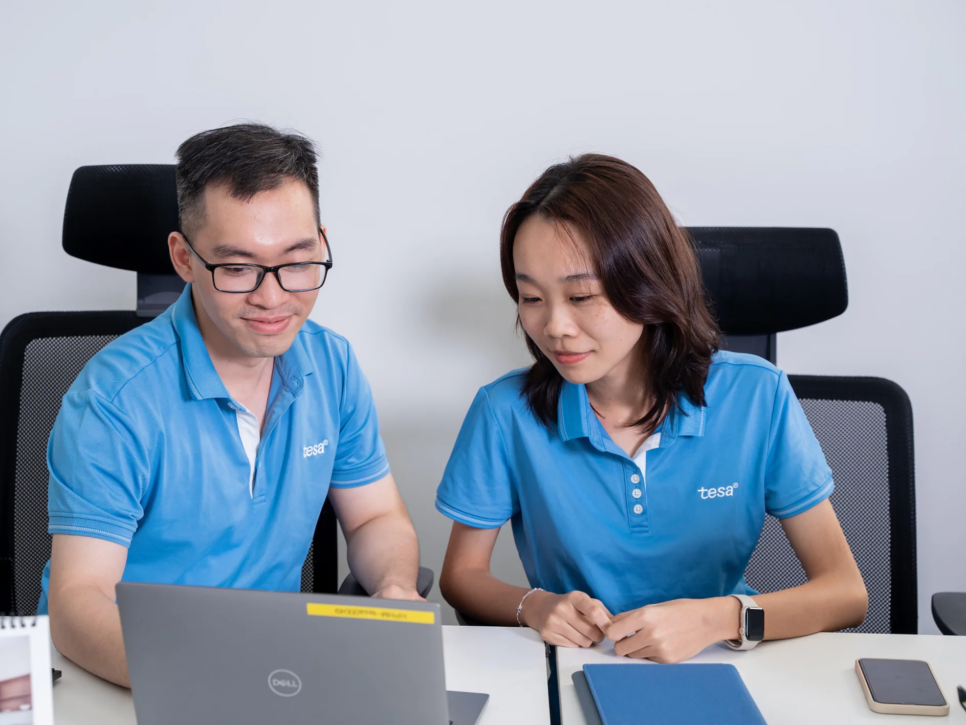 ติดต่อ