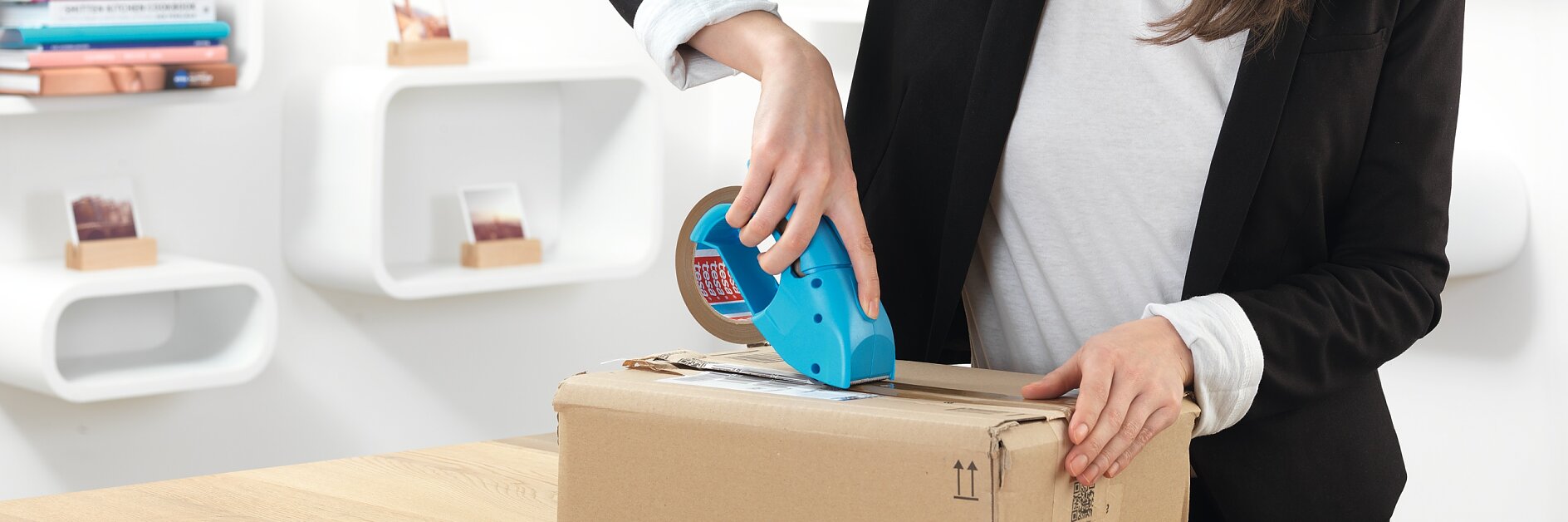 tesapack® koli bantları için manüel paketleme kesme makinesi